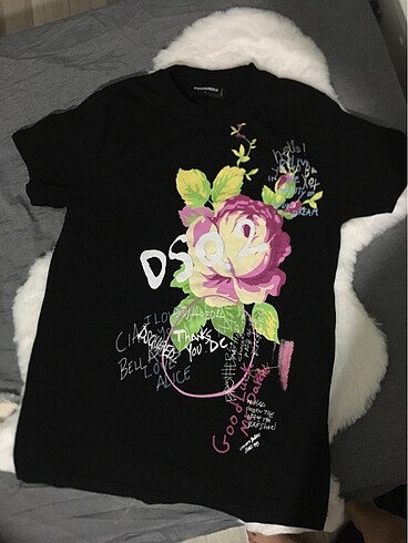Desenli t-shirt