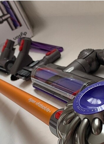 Dyson V8 Absolute 