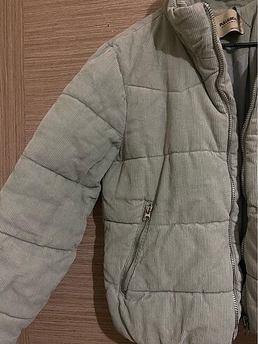 Pull and Bear Montt
