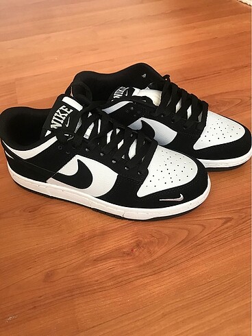 Nike spor ayakkabı