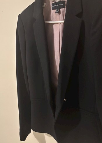 Mango Siyah Kadın Düğmeli Blazer Ceket