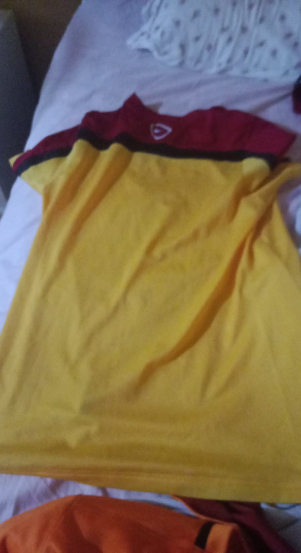 Erkek Sarı Kısa Kollu Spor Forması - Görsel 3