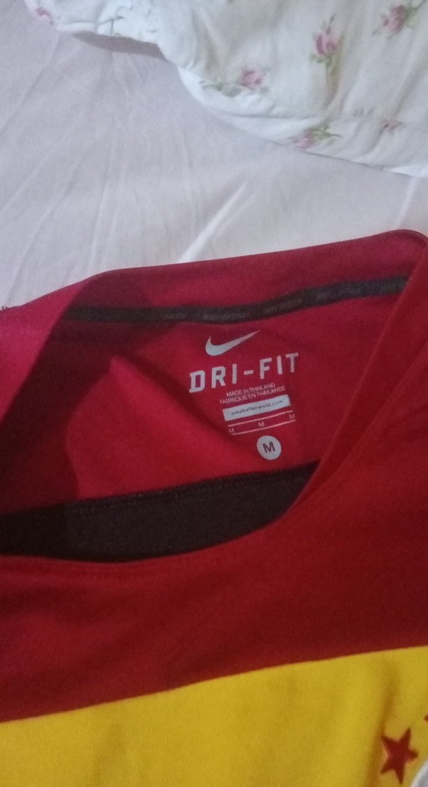 Erkek Sarı Kısa Kollu Spor Forması - Görsel 2