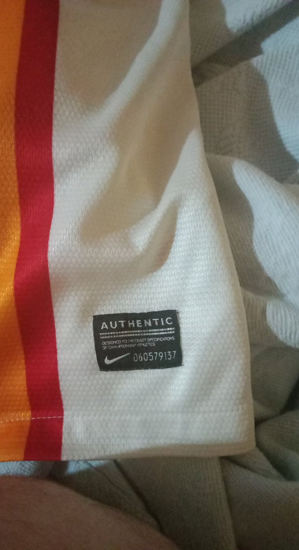 Beyaz Galatasaray Baskılı Kısa Kollu Tişört - Görsel 2