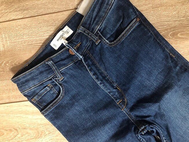 Mango Mango jean akneyi