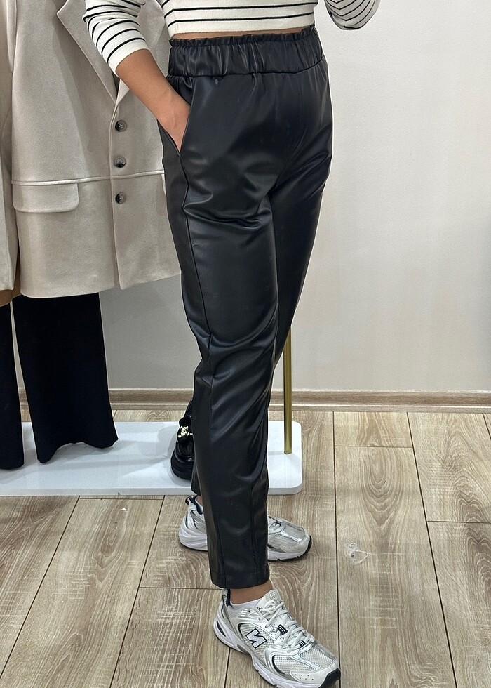 Deri pantolon jogger model - Görsel 3