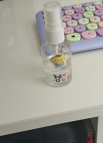 Parfüm şişesi şeffaf stickerli