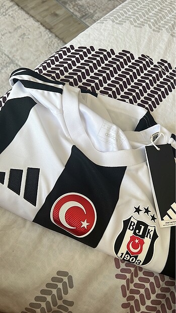 YENİ SEZON BEŞİKTAŞ FORMASI