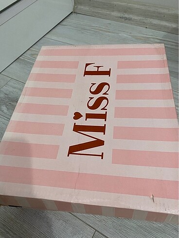 Derimod TOPUKLU KLASİK BOT Miss F