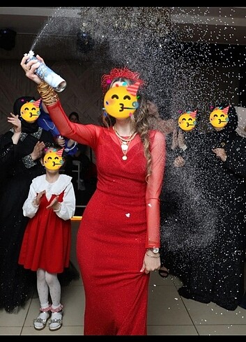 Kırmızı abiye