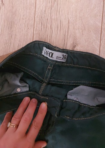36 Beden Kadın Yeşil Midi Boy Bol Kesim Kot Pantolon