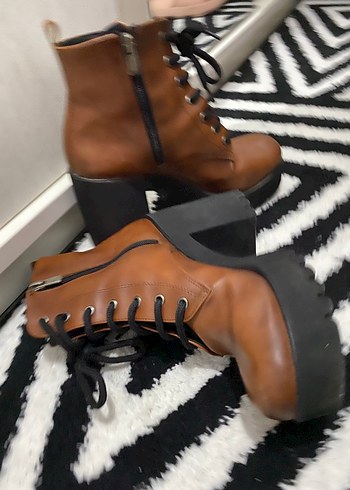 Kahverengi Bağcıklı Platform Topuklu Deri Bot - Görsel 2