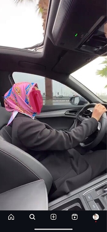 #ayşegülgüneş eşarp