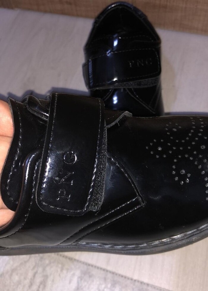 Temiz erkek çocuk ayakkabı  - Görsel 2