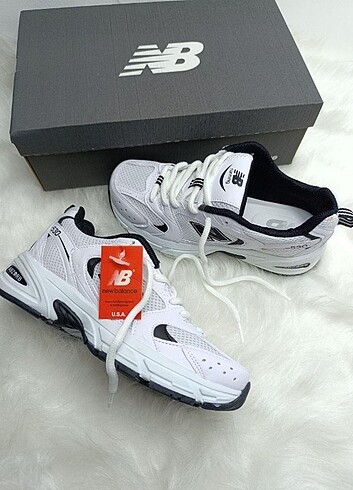 44 Beden NEW BALANCE BEYAZ SİYAH