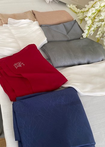 Kırmızı Parlak Kadın Şal - Görsel 7