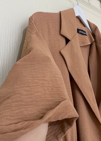 Bej Kısa Kollu Kemerli Kadın Tulum - Görsel 3