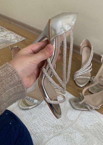 Bej Metal Stiletto Taşlı Abiye Ayakkabı - Görsel 2