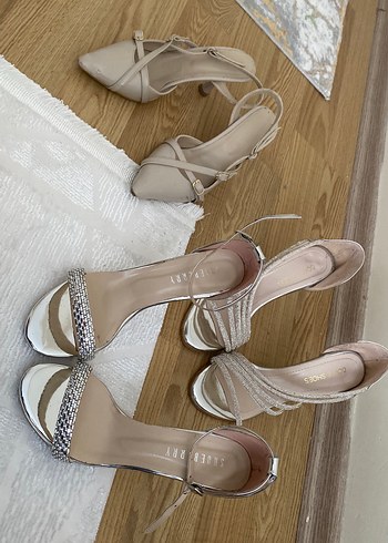 Bej Yılan Desenli Tokalı İnce Topuklu Ayakkabı - Görsel 6