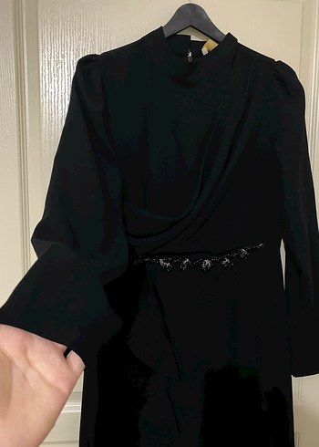 Drapeli Siyah Uzun Kadın Elbise - Görsel 2