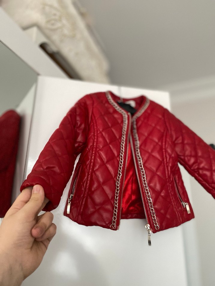 Kız Çocuk Zincir Detaylı Kırmızı Deri Ceket - Görsel 5
