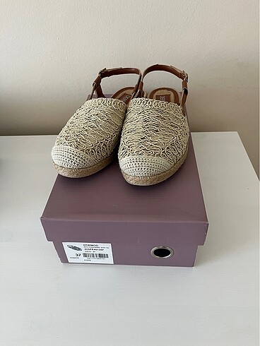 37 Beden Derimod espadril