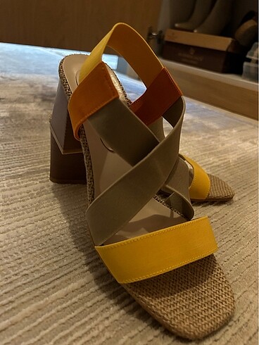 Topuklu ayakkabı - Görsel 5