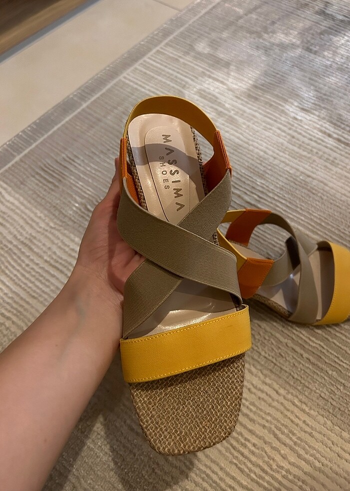 Topuklu ayakkabı - Görsel 4