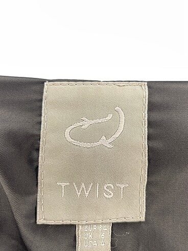 34 Beden siyah Renk Twist Ceket %70 İndirimli.