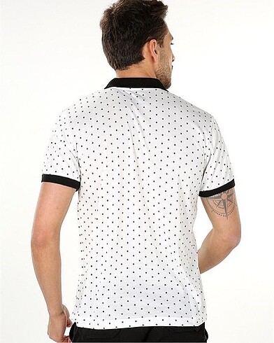 Beyaz Polo yaka tişört - Görsel 4