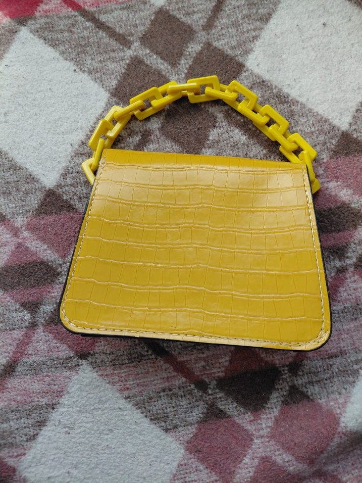 Sarı Yılan Derisi Desenli Zincir Detaylı Kadın Çanta - Görsel 2
