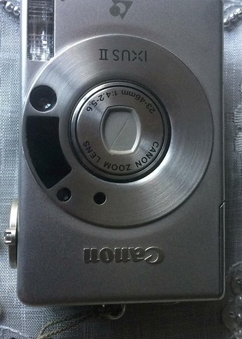 Canon IXUS II Gri Dijital Kamera