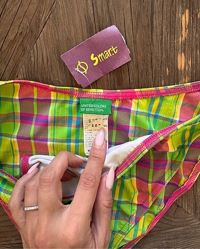 l Beden çeşitli Renk Benetton Bikini Takimi????