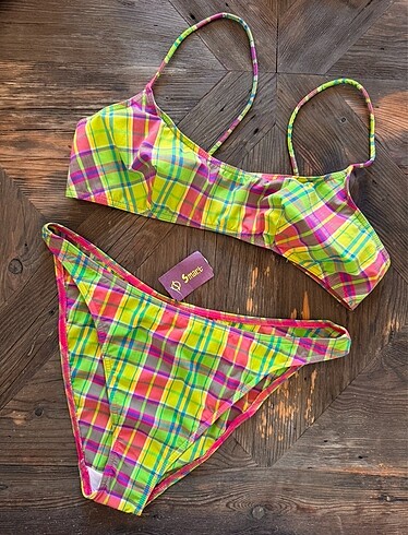 l Beden Benetton Bikini Takimi????