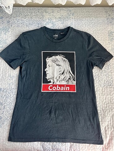 Kurt cobain tişört