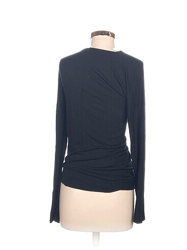 m Beden Benetton Bluz %70 İndirimli.