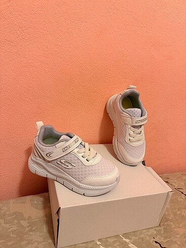 Skechers 26