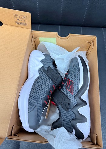 Erkek Çocuk Gri Skechers Spor Ayakkabı - Görsel 5