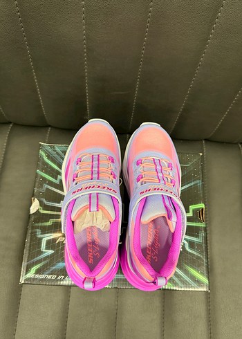 SKECHERS KIZ ÇOCUK IŞIKLI AYAKKABI - Görsel 4