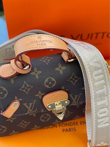Beden LOUIS VUITTON