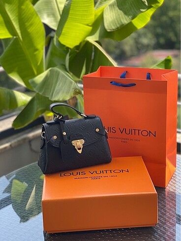  Beden LOUIS VUITTON