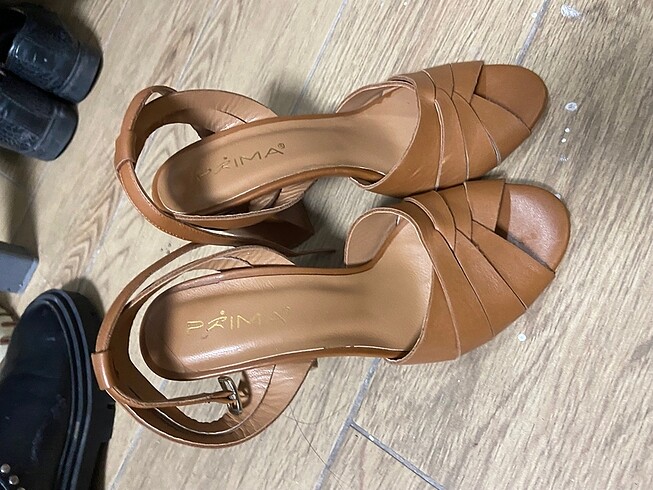 36 Beden kahverengi Renk Deri topuklu ayakkabı