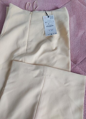 Zara Bu senenin rendi midi yani bilek boy kumas pantolon