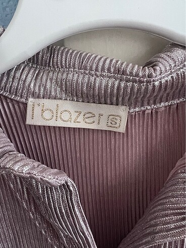 Diğer Pembe kadın oversize gömlek
