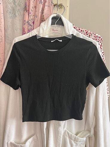 Siyah esnek kumaş crop