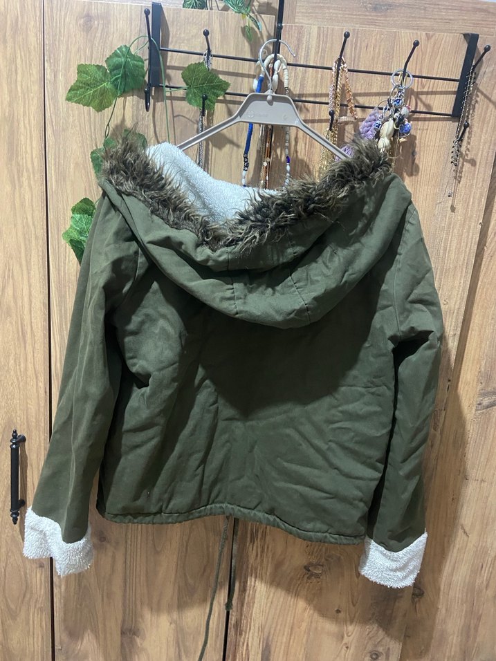 Gri Kamuflaj Desenli Kadın Peluş Ceket - Görsel 2