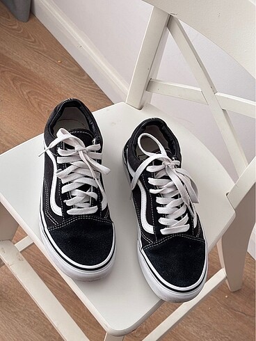 38 Beden Vans marka