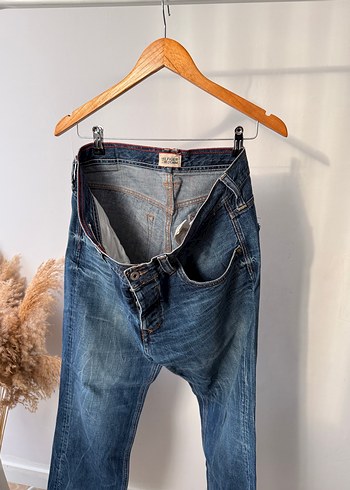 Tommy Hilfiger marka - Görsel 2