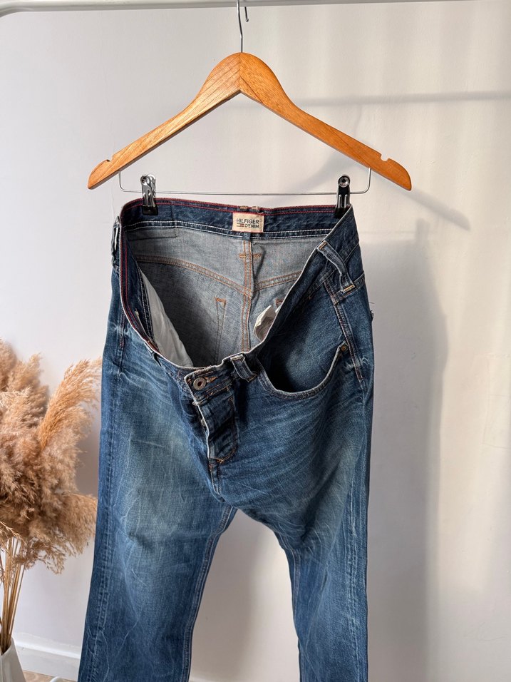 Tommy Hilfiger marka - Görsel 2