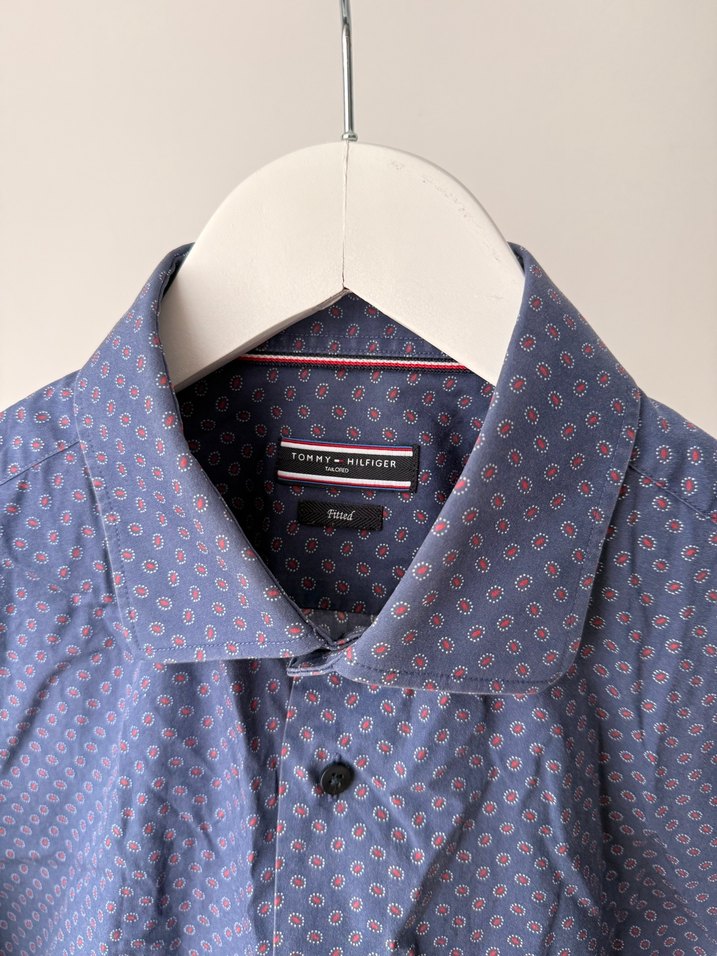 Tommy Hilfiger marka - Görsel 3